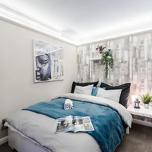 bpr-rock-premier-apartment.inbudapesthotels.com/